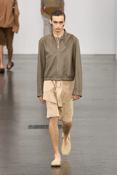 Look 42